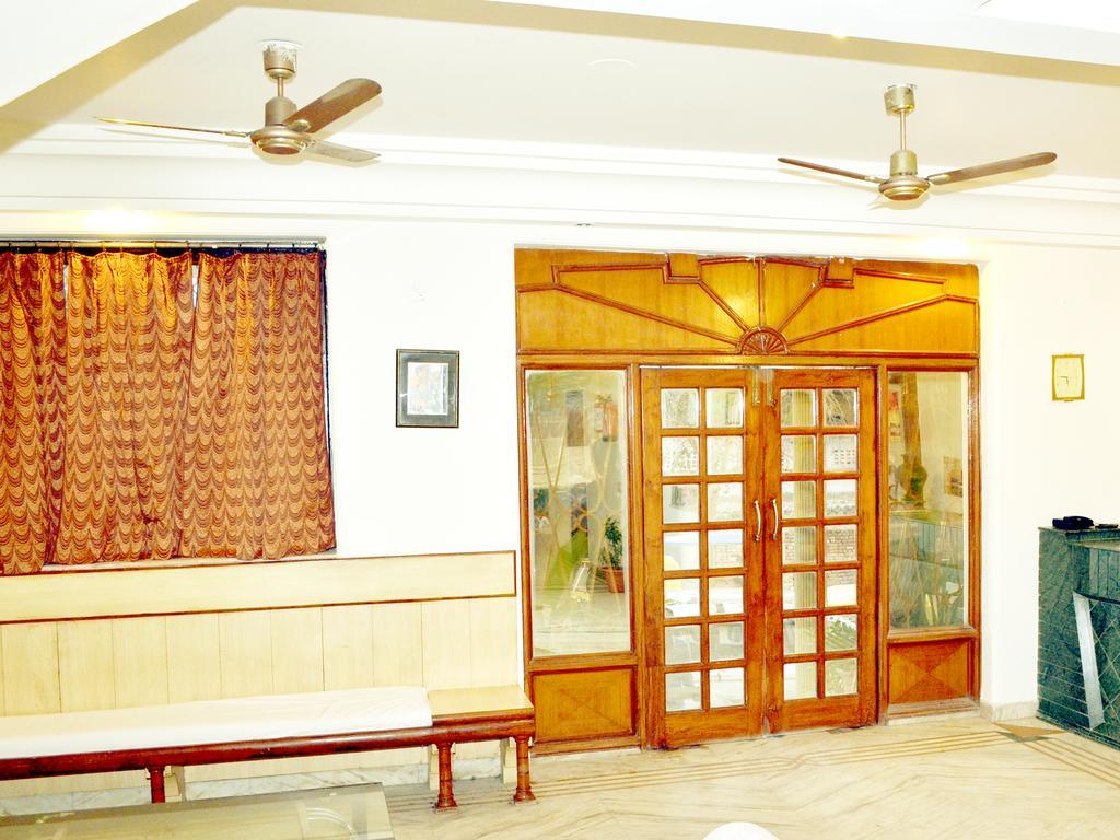 Hotel Sheela, 100M From Taj Mahal Agra  Bagian luar foto